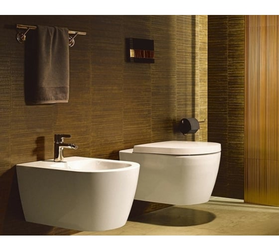 Подвесной унитаз Duravit RIMLESS с сиденьем ME by Starck 45290900A1 00249454