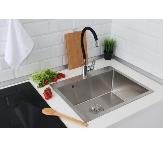 Мойка из нержавеющей стали Alcora Oslo 58х48 см., цвет satin. Сифон в комплекте 2015103S
