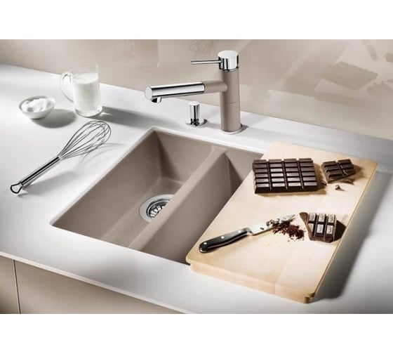 Мойка Blanco SUBLINE 340х160 U SILGRANIT, белая, чаша справа, с отводной арматурой InFino