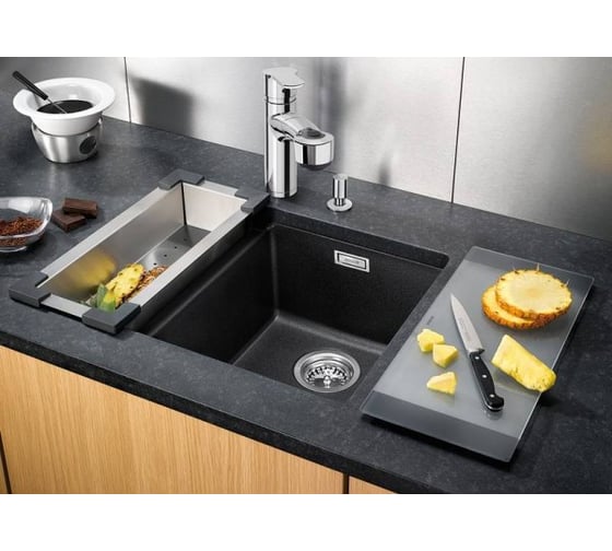 Мойка Blanco SUBLINE 340х160 U SILGRANIT, белая, чаша справа, с отводной арматурой InFino