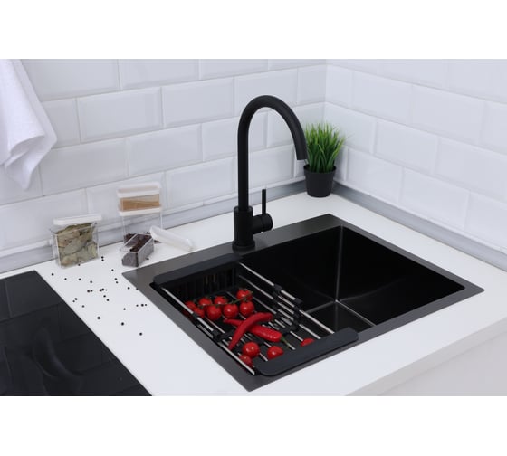 Мойка из нержавеющей стали Alcora Vienna 50х45 см., цвет Nano Black. В комплекте сифон и смеситель Buali 3045028S+SS-SF-201 (Black) 3045042NB+SS-SF-201 (Black)
