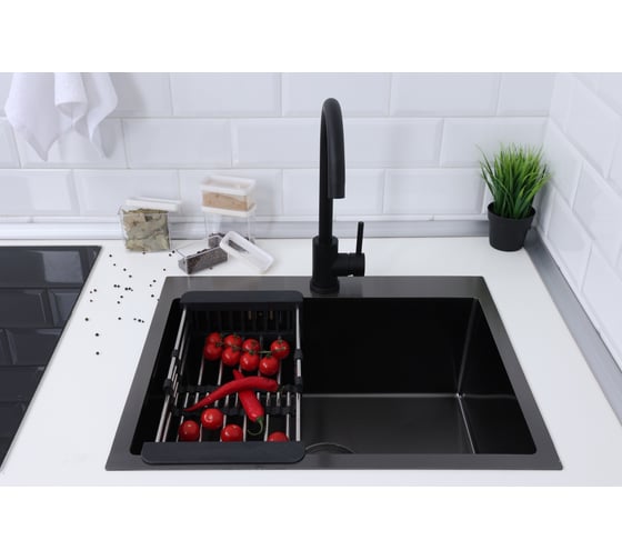 Мойка из нержавеющей стали Alcora Vienna 50х45 см., цвет Nano Black. В комплекте сифон и смеситель Buali 3045028S+SS-SF-201 (Black) 3045042NB+SS-SF-201 (Black)