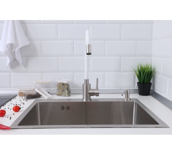 Мойка из нержавеющей стали Alcora Oslo 58х48 см., цвет satin. В комплекте сифон, диспенсер и смеситель Langfoss белый 2015103S+SS-SF-204A (White)+3046513S