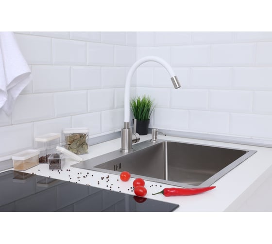 Мойка из нержавеющей стали Alcora Vienna 50х45 см., цвет satin. В комплекте сифон, диспенсер и смеситель Langfoss белый 3045028S+SS-SF-204A (White)+3046513S