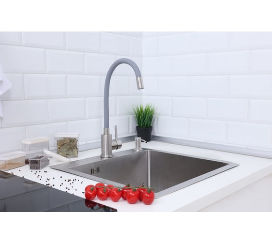 Мойка из нержавеющей стали Alcora Oslo 58х48 см., цвет satin. В комплекте сифон, диспенсер и смеситель Langfoss серый 2015103S+SS-SF-204A (Grey)+3046513S