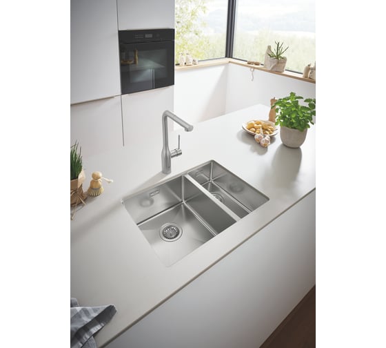 Мойка из нержавеющей стали GROHE 1.5 чаши, основная чаша слева, монтаж под столешницу K700U 60-S 58,5/44 1.5 31577SD1