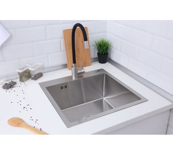 Мойка из нержавеющей стали Alcora Havana 50х50 см, цвет satin в комплекте сифон и диспенсер 2011574S+3046513S+П32ВС