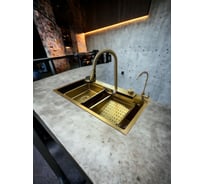 Кухонная мойка многофункциональная из нержавеющей стали 78x46 см со встроенным смесителем, краном питьевой воды и водопадом, с дуршлагом, омывателем стаканов и разделочной доской. цвет матовое золото OUTE T87846J