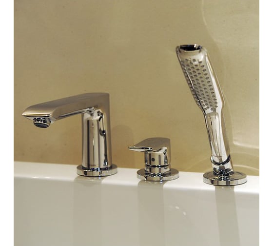 Смеситель для ванны на 3 отверстия HANSGROHE 31190000 Metris 00000008186