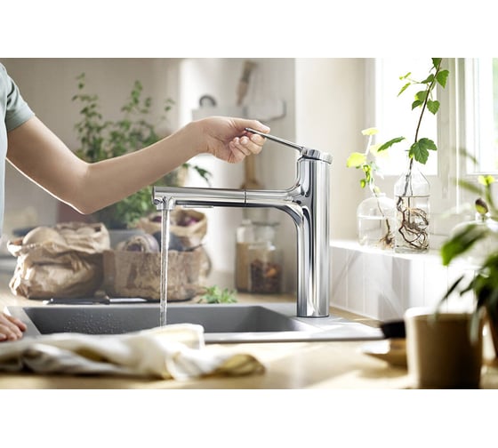 Кухонный смеситель Hansgrohe Zesis M33 однорычажный, 160 с вытяжным душем, 2jet, sBox lite 74804000