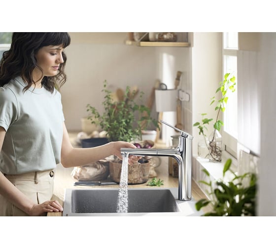 Кухонный смеситель Hansgrohe Zesis M33 однорычажный, 160 с вытяжным душем, 2jet, sBox lite 74804000