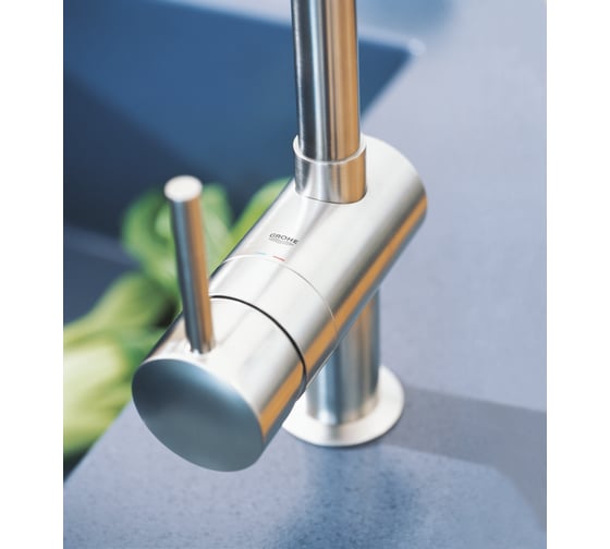 Однорычажный смеситель для мойки GROHE Minta с выдвижным изливом 32168000