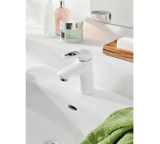 Смеситель для раковины GROHE EST 2015 со сливным гарнитуром 33558LS3