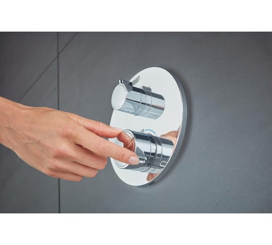 Термостат для душа с переключателем на 2 положения GROHE Grohtherm верхний и ручной душ 24076000