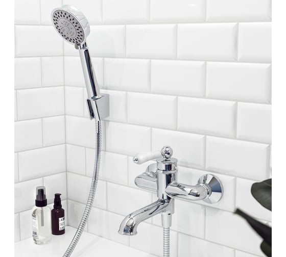 Смеситель для ванны с керамическим дивертором IDDIS Oxford OXFSB02i02