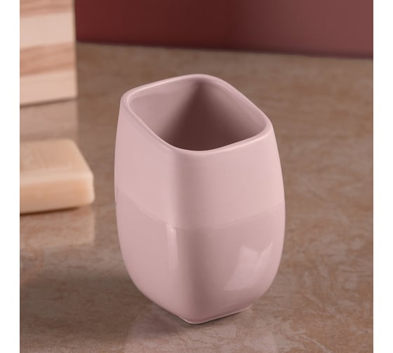 Стакан для зубных щеток WESS Brillar pink G85-87