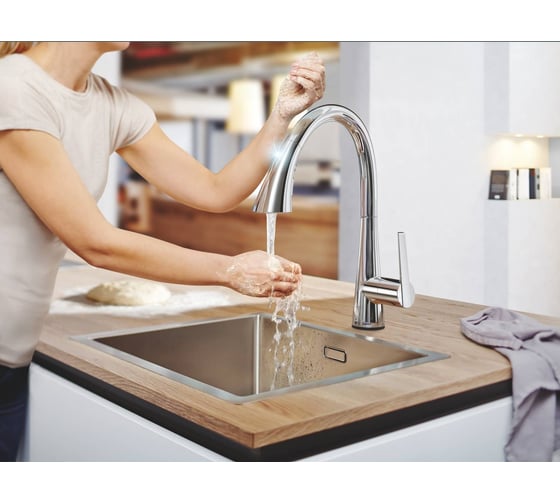 Сенсорный однорычажный смеситель Grohe Zedra Touch для мойки 30219002