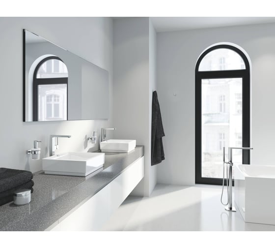 Однорычажный смеситель для раковины Grohe Plus, гладкий корпус, XL-Size 32618003