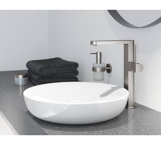 Однорычажный смеситель для раковины Grohe Plus, гладкий корпус, XL-Size 32618003