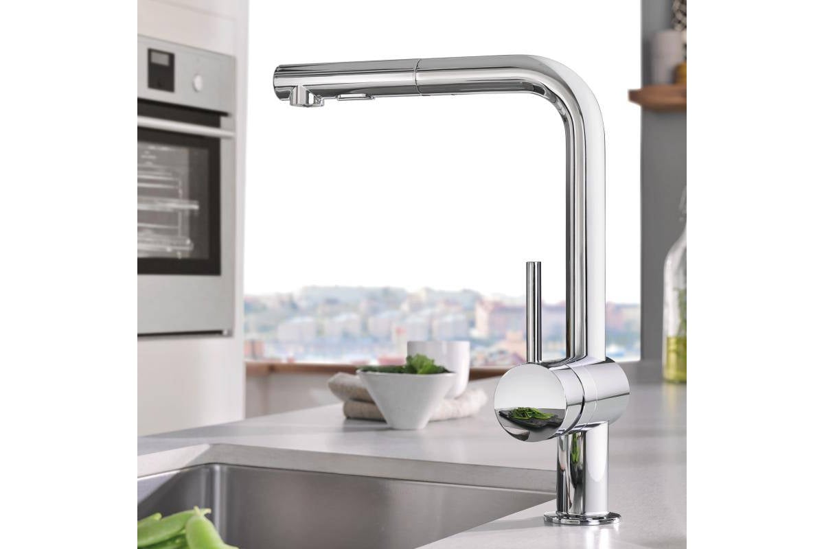 Смеситель для кухни с выдвижным изливом grohe minta