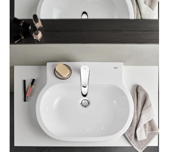 Однорычажный смеситель для раковины Grohe Eurodisc Cosmopolitan со средним изливом 23448002