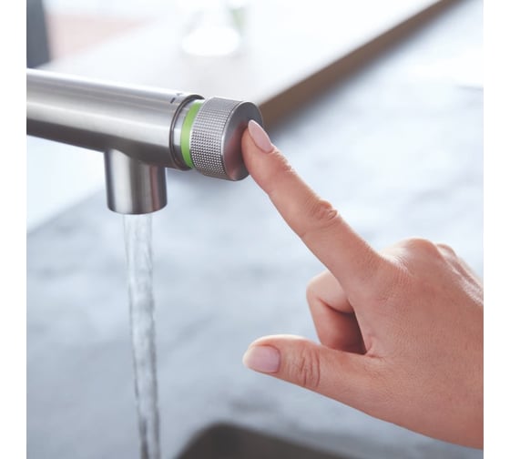Смеситель для мойки Grohe Essence Smart Control с выдвижным L-образным изливом 31615GN0