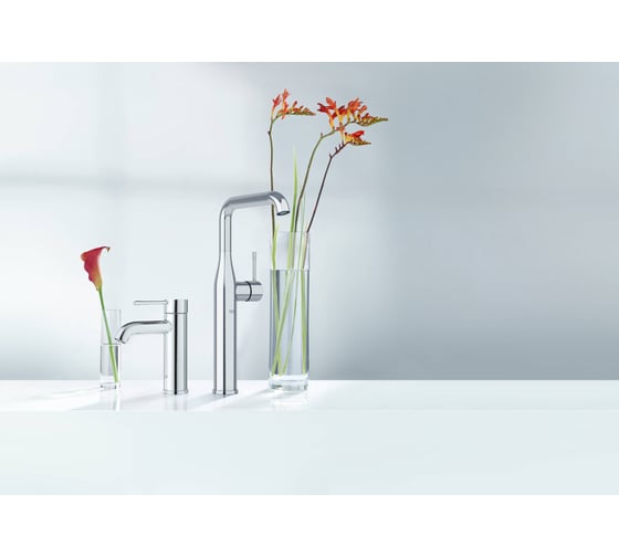 Смеситель для раковины S-Size II Grohe Essence New, сливной гарнитур 23589001