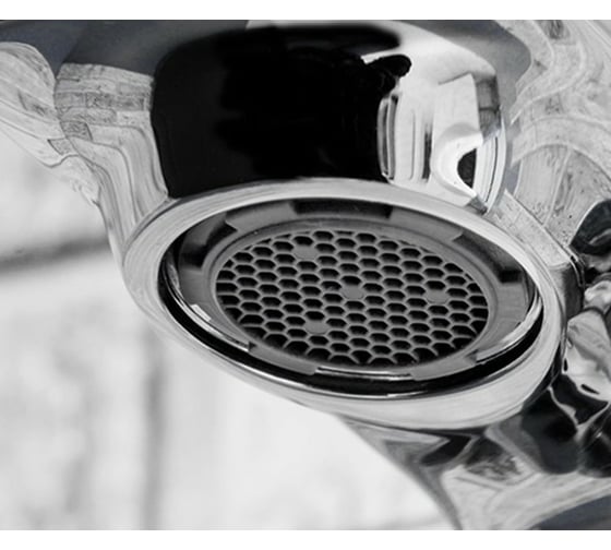 Смеситель для ванны WasserKRAFT с коротким изливом Neime 1901