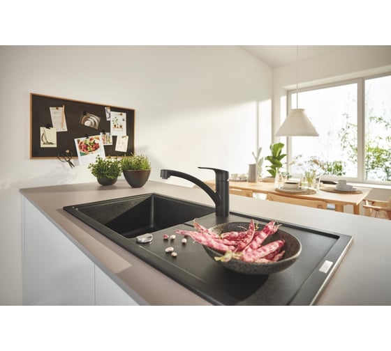 Смеситель для кухонной мойки GROHE Eurosmart с поворотным изливом, матовый черный 332812433