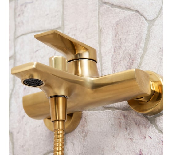 Смеситель для ванны WasserKRAFT Aisch с коротким изливом 5501