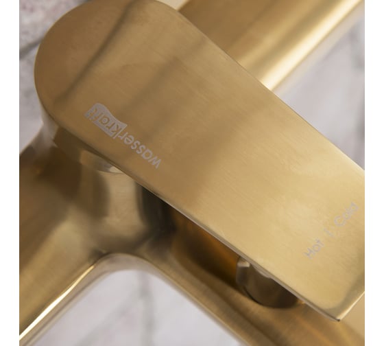 Смеситель для ванны WasserKRAFT Aisch с коротким изливом 5501