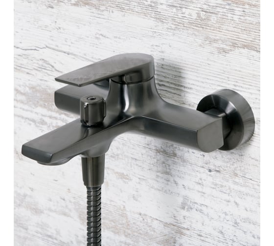 Смеситель для ванны WasserKRAFT Wiese с коротким изливом 8401