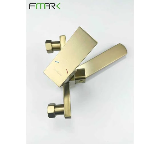 Смеситель для ванны Fmark FS8104C
