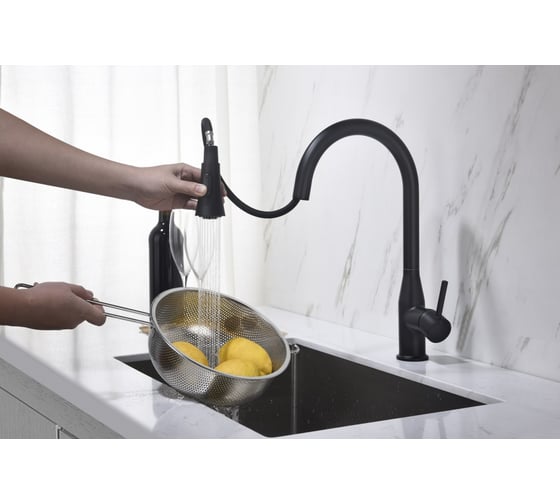 Смеситель для кухни Timo Saona black с выдвижной лейкой 2336/03FL