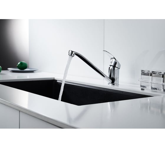Одноручный смеситель для кухни Decoroom с поворотным изливом DR71018