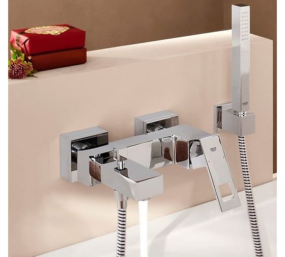Смеситель для ванны GROHE Eurocube 23140000
