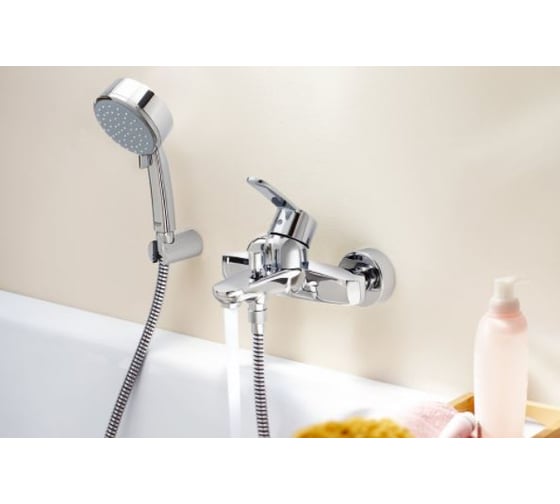 Однорычажный смеситель для ванны Grohe Eurostyle 33591002