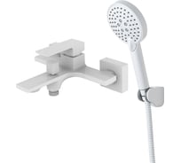 Смеситель для ванны с душевым набором ORANGE белая M04-300w