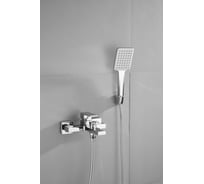 Смеситель для ванны BELZ короткий излив, латунь, хром B60613