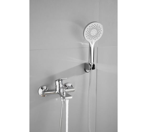 Смеситель для ванны BELZ короткий излив, латунь, хром B60679