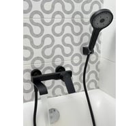 Смеситель для ванны однорычажный ViEiR с коротким изливом черный для ванны и душа V343531-C