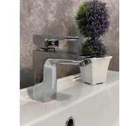 Смеситель однорычажный для раковины ViEiR латунь, керамический картридж, аэратор, хром V353511