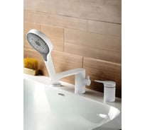 Смеситель на борт ванны ViEiR водопад белый, 3 отверстия, излив-каскад и ручной душ V343532-F