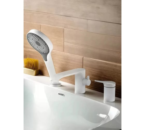 Смеситель на борт ванны ViEiR водопад белый, 3 отверстия, излив-каскад и ручной душ V343532-F 1