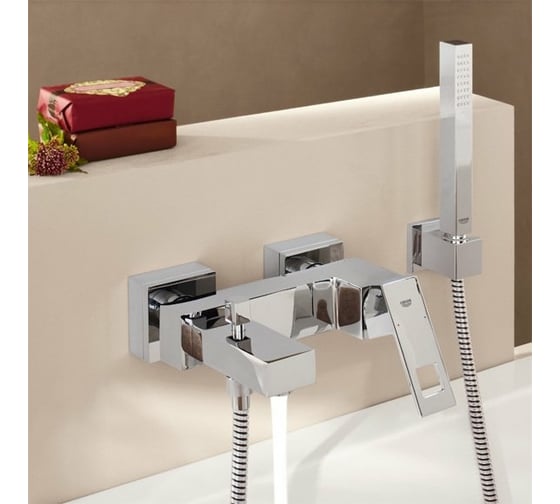 Смеситель для ванны с душевым гарнитуром GROHE 23141000 Eurocube Euphoria Cube 23141000