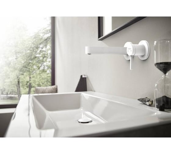 Внешняя часть настенного смесителя для раковины Hansgrohe Finoris на 2 отверстия 76051700 00000094505
