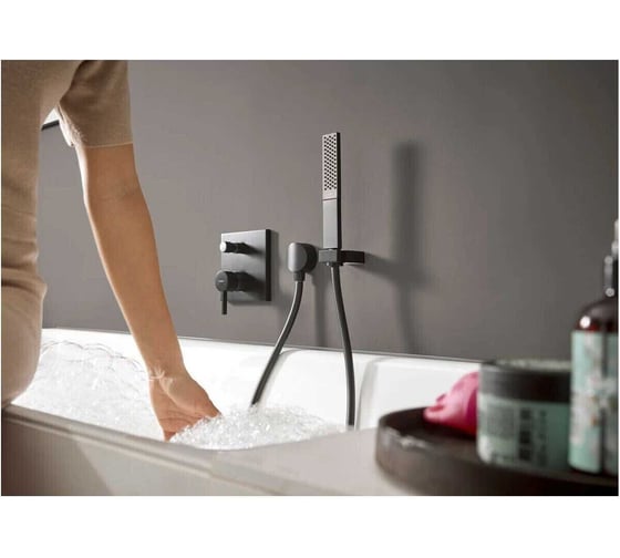 Ручной душ Hansgrohe Rainfinity baton 100 1jet матовый черный 26866670 00000082441