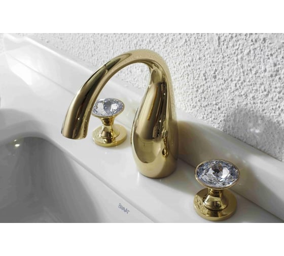 Смеситель для умывальника на три отверстия Bravat SWAN (Golden) F24287G-ENG