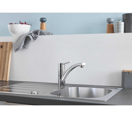 Смеситель для кухонной мойки Grohe Swift c низким изливом, хром 30358000