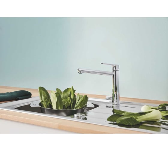Смеситель для кухонной мойки GROHE BauLoop с запорным вентилем, средний излив, хром 31713000